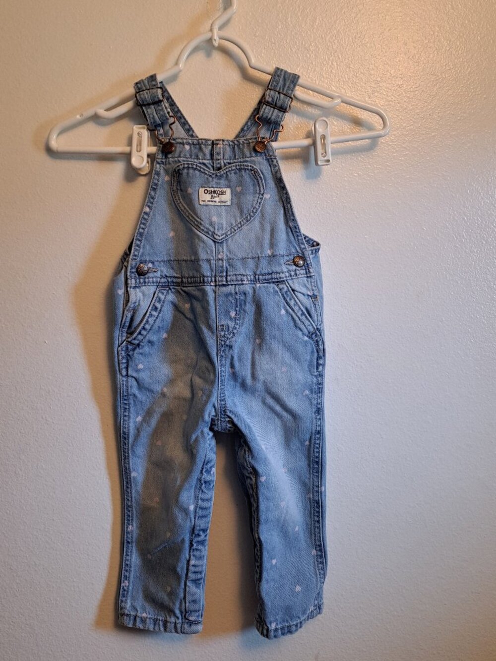 OshKosh B'gosh heart-print denim overalls classic vestbak